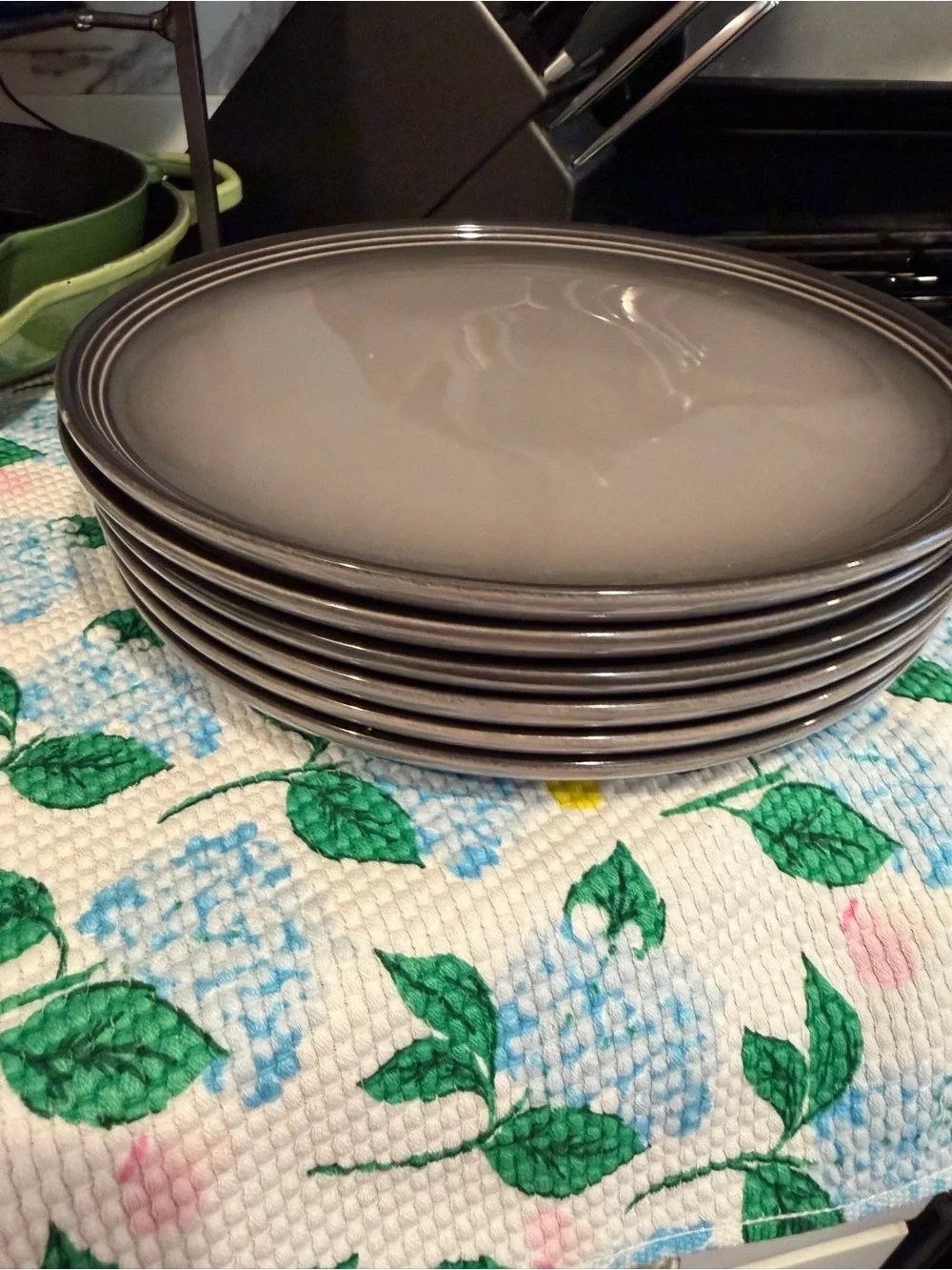 Le Creuset Oyster Ceramic Dinner Plates - Set of 6